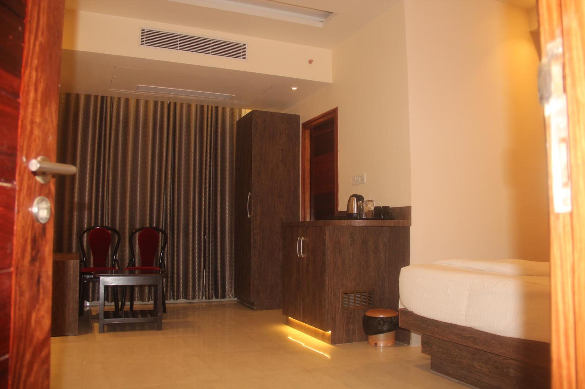 Hotel Serene Palace Port Blair Kültér fotó